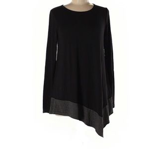 Loveappella Asymmetrical Black & Gray Tunic Top